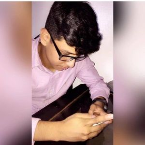 Meet your Posher, Rolando